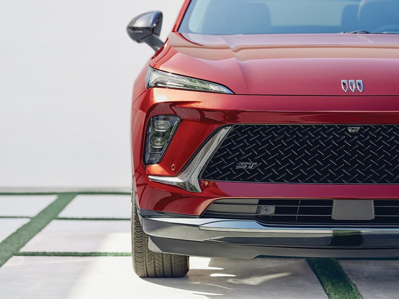 Close-up Head-On View of a 2025 Buick Envision ST Sporty Compact SUV