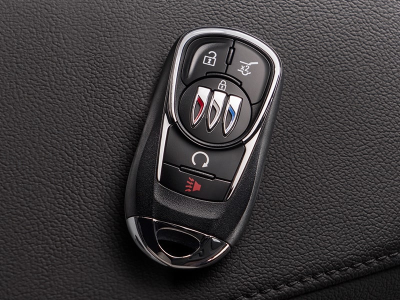 Close-up View of the 2025 Buick Envista Remote Start Key Fob