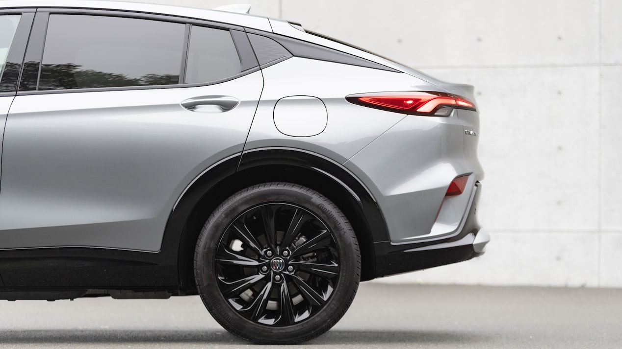 Close-up Rear Side View of the 2025 Buick Envista's 19" Wheel and Trunk