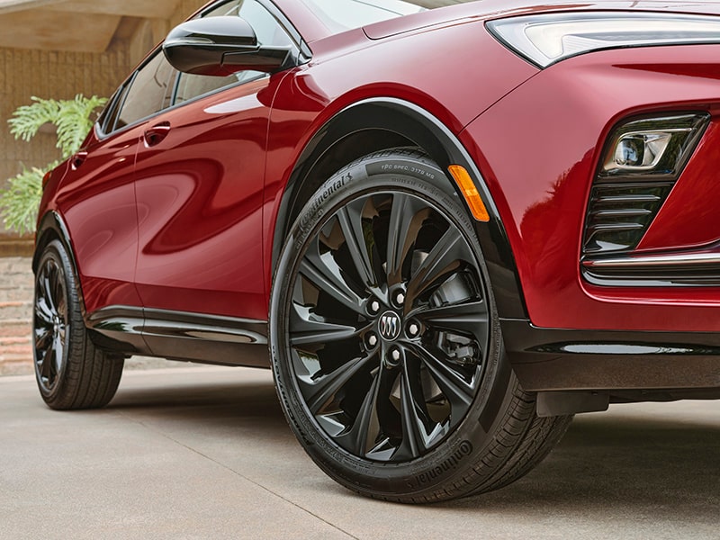 Close-up of the Front Tire and Wheel Rim on the Envista